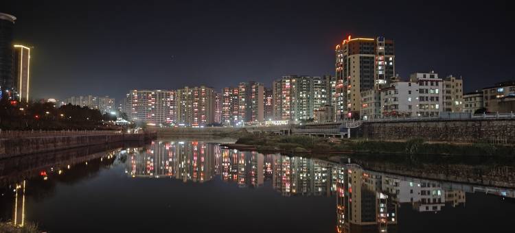 兴宁市金源酒店(兴一广场火车站店)图片