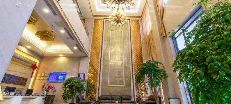 成都殷皇假日酒店(蜀新天街郫筒地铁站店)图片