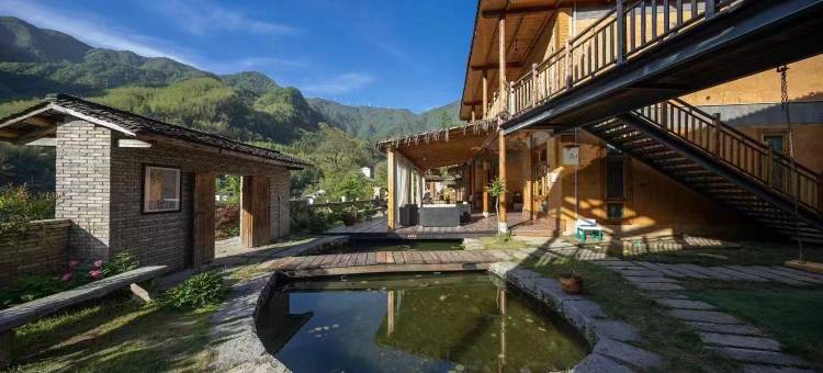 九宫山竹林下民宿图片