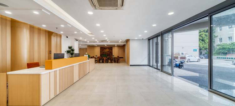 菲曼之星电影电竞民宿酒店(湖州市衣裳街店)图片
