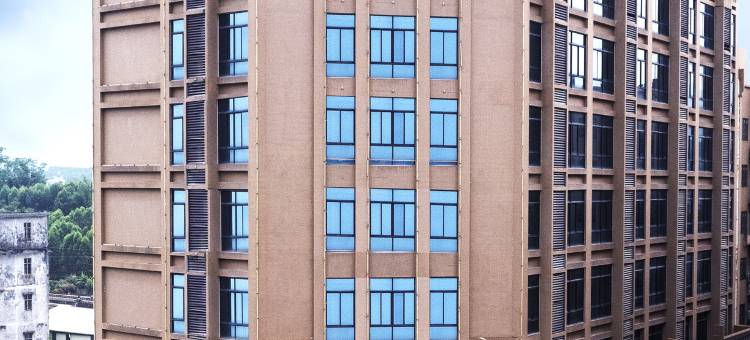 维也纳酒店(陆川高铁站店)图片