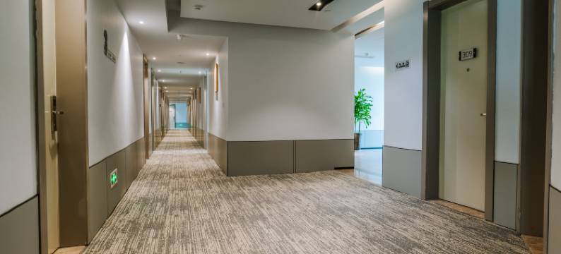 泸州呢喃酒店(万城国际天远广场店)图片