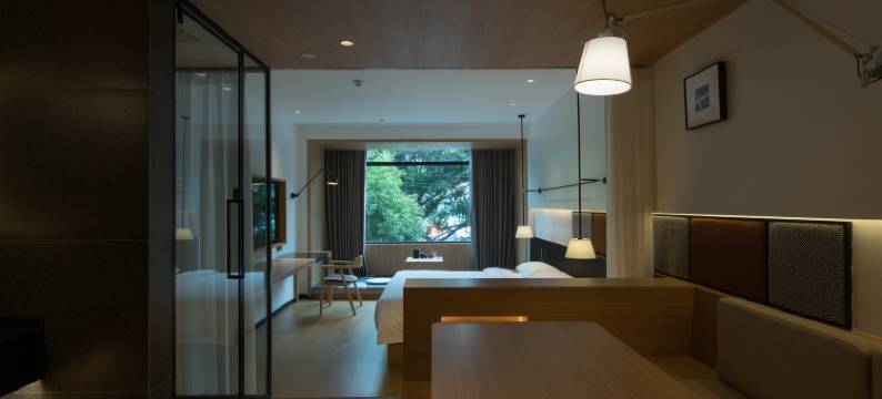 SFEEL设计师酒店(成都省骨科医院地铁站杜甫草堂店)图片