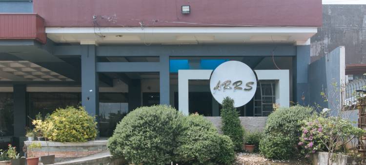 ARRS酒店(RedDoorz @ Arrs Hotel & Resort)图片