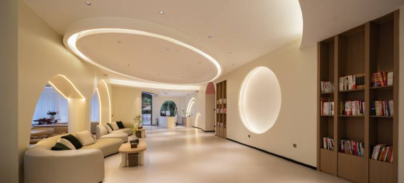 枕畔・山涧云舍|森林吸氧360°悬浮全景美墅(阳朔十里画廊遇龙河店)图片