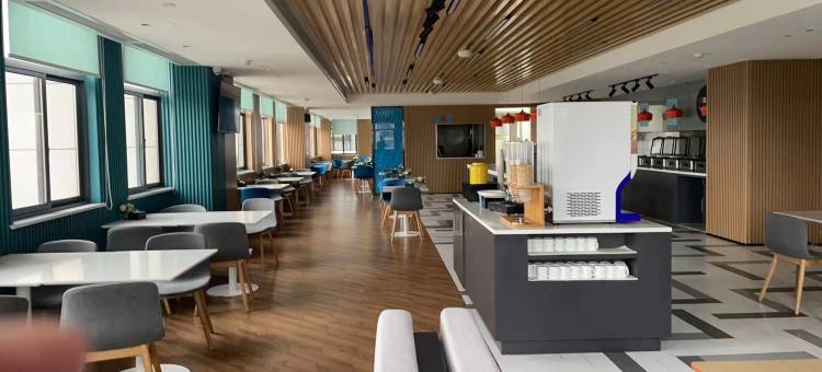 美漾奢品酒店(长沙高铁南站西广场店)图片