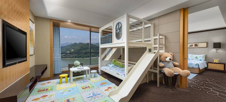 宜昌富力皇冠假日酒店(三峡游客中心伍家岗万达广场店)图片