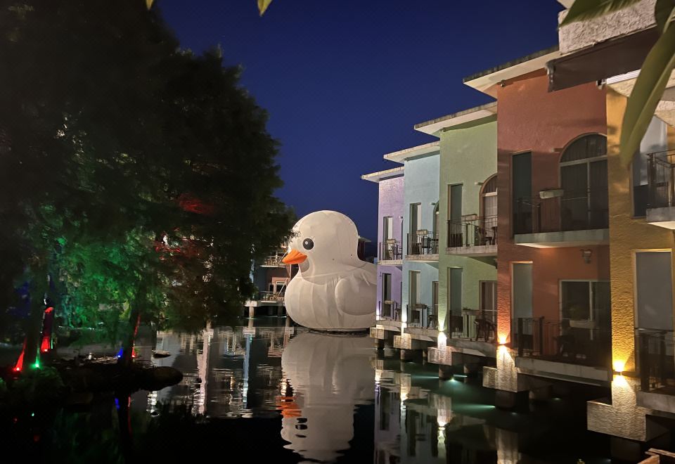 水岸森林休闲农场外景图