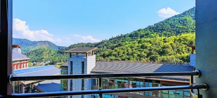 格林温泉美宿(姑婆山旅游度假区集散中心店)图片