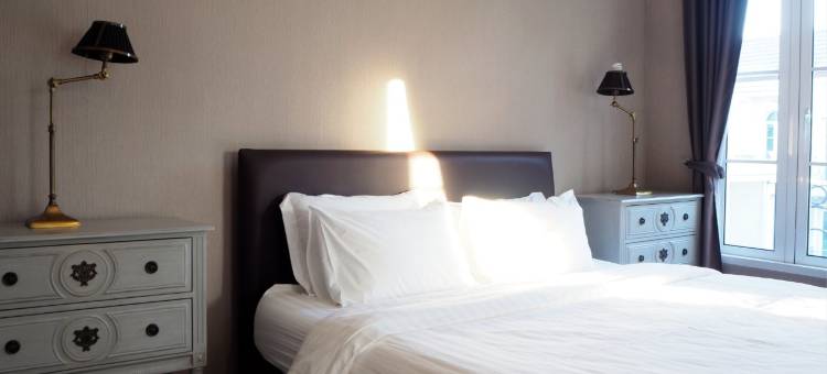 索尔居素坤逸16整套房屋三卧室&全套厨房(Sol Stay Sukhumvit 16 Entire House Three Bedroom & Full Kitchen)图片
