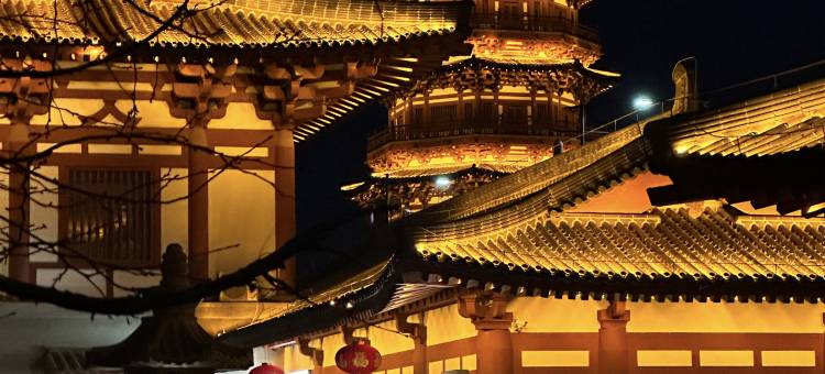 朱樱望河花园酒店(洛阳洛邑古城丽景门十字街店)图片