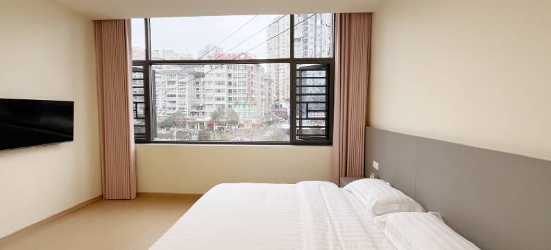 云起酒店(遵义市红花岗区人民医院店)图片