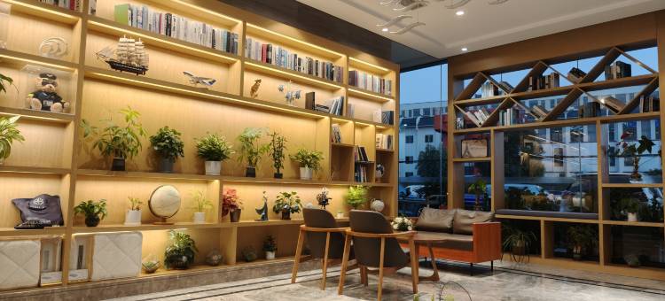 凯里亚德酒店(广州白云国际机场人和地铁站店)图片