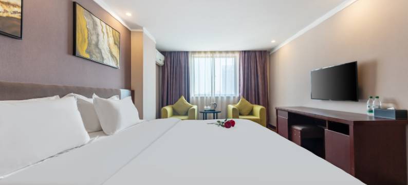 格林阳光假日酒店(南昌八一广场一附院店)图片