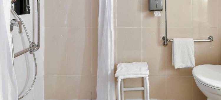 民宿酒店图卢兹太空城穆肖特(B&B Hotel Toulouse Cité de l'Espace Mouchotte)图片