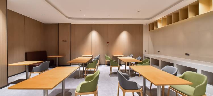 那麗酒店(玉林银丰国际中药港大润发店)图片