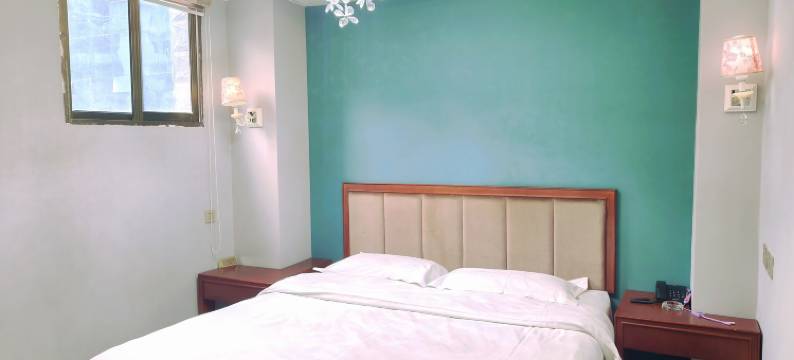 平利宝登酒店图片