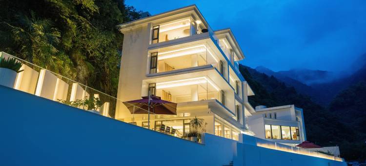 桐庐览亭星野·溪·谷·瀑·营·HALO RESORT(雅鲁漂流山湾湾店)图片
