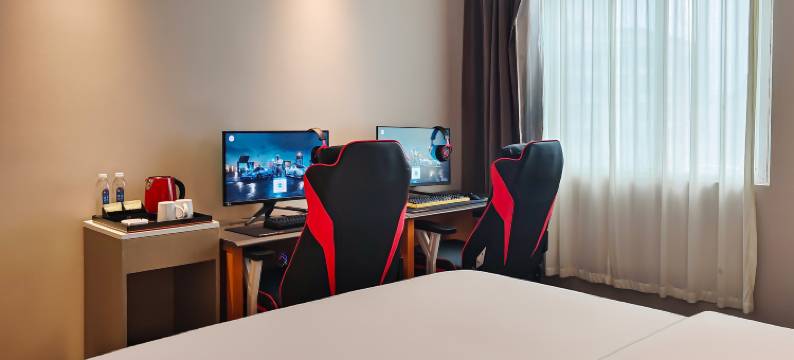 竞放电竞酒店(贵阳喷水池师大店)图片