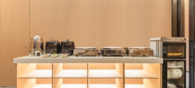 亚东山之极酒店图片