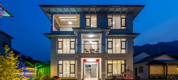 花筑·枫林晚民宿(桐庐OMG心跳乐园店)图片