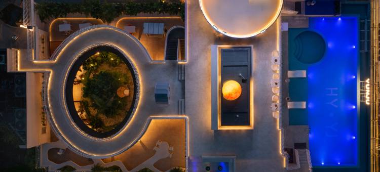 晖廷云居高空泳池度假酒店(西双版纳景洪告庄西双景星光夜市店)图片