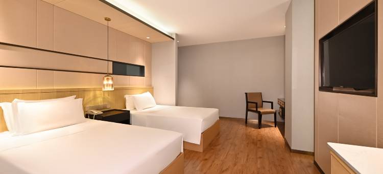 艺龙酒店(天津蓝海商贸城宜兴埠北地铁站店)图片