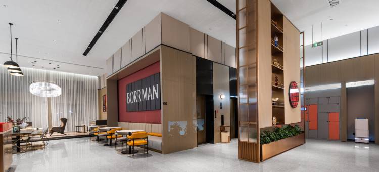 柏曼酒店(武汉永旺梦乐城江夏客厅地铁站店)图片