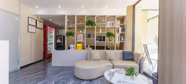 竞族电竞民宿(石家庄晋州人民医院店)图片