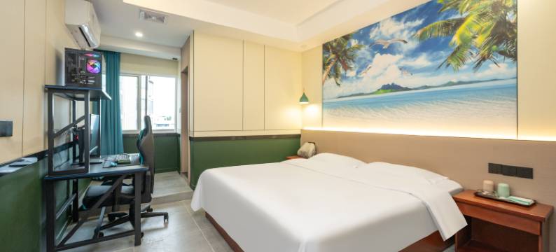 美娱·星峰电竞酒店(南充五星花园中心医院店)图片