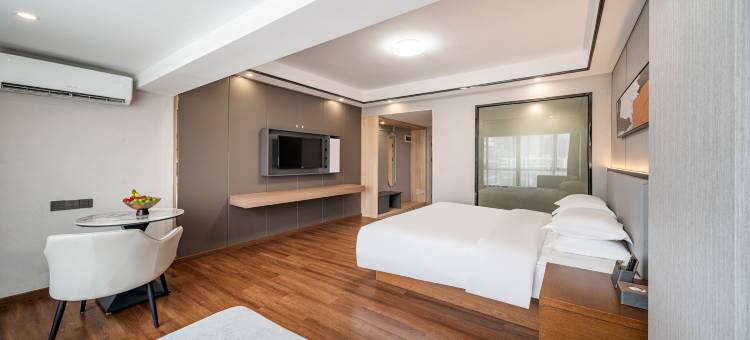 铂顿元世纪酒店(珠海明珠轻轨站店)图片