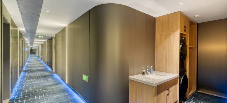 爱电竞酒店(南京世茂滨江阅江楼店)图片