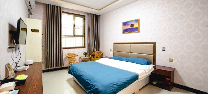 敦煌九居客栈(鸣沙山月牙泉景区店)图片