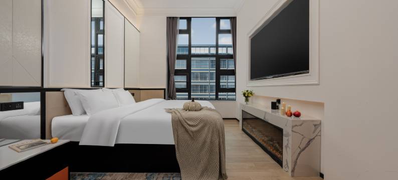 云语·高空观景艺术酒店(海屯路地铁站融创海豚湾店)图片