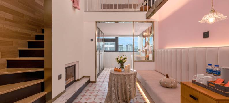 云语·高空观景艺术酒店(海屯路地铁站融创海豚湾店)图片