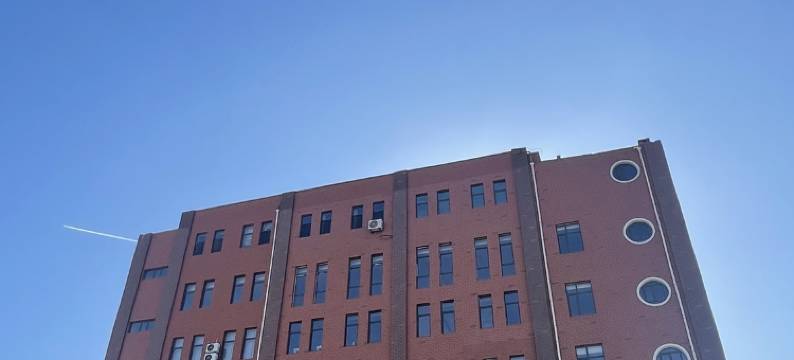 东达正辉酒店(包头金街店)图片