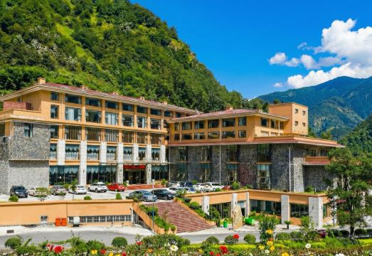 石棉江源酒店外景图