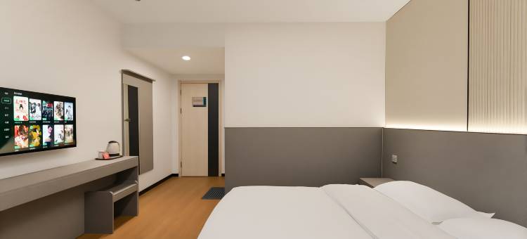 美娱·星峰电竞民宿(山东滨州航空学院店)图片