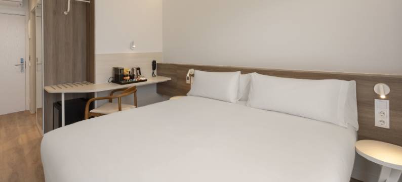 马德里瓦耶卡斯新区B&B酒店(B&B HOTEL Vallecas Ensanche)图片