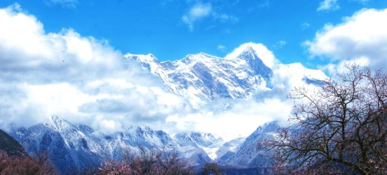 吉美·南迦巴瓦山居图片