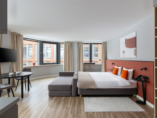25/7 Zanevsky Hotel