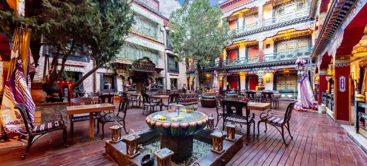 西藏廓尔喀精品酒店(大昭寺八廓街店)图片