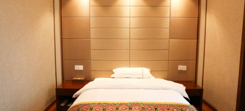 鹤峰鑫农苑酒店图片