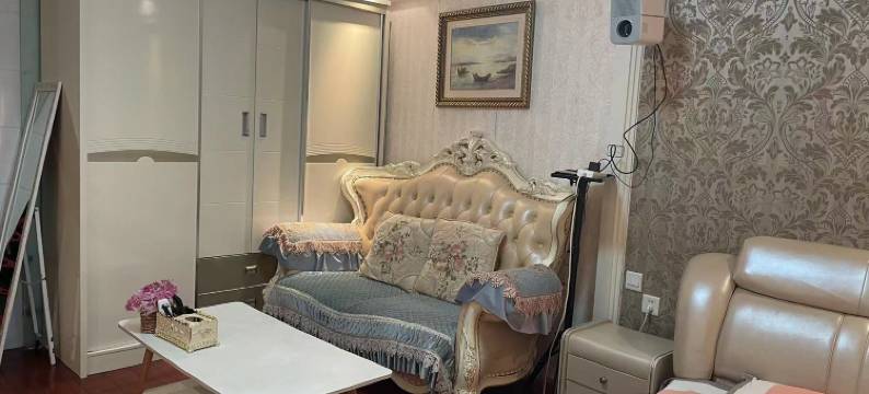 十月民宿(镜湖区万达广场店)图片