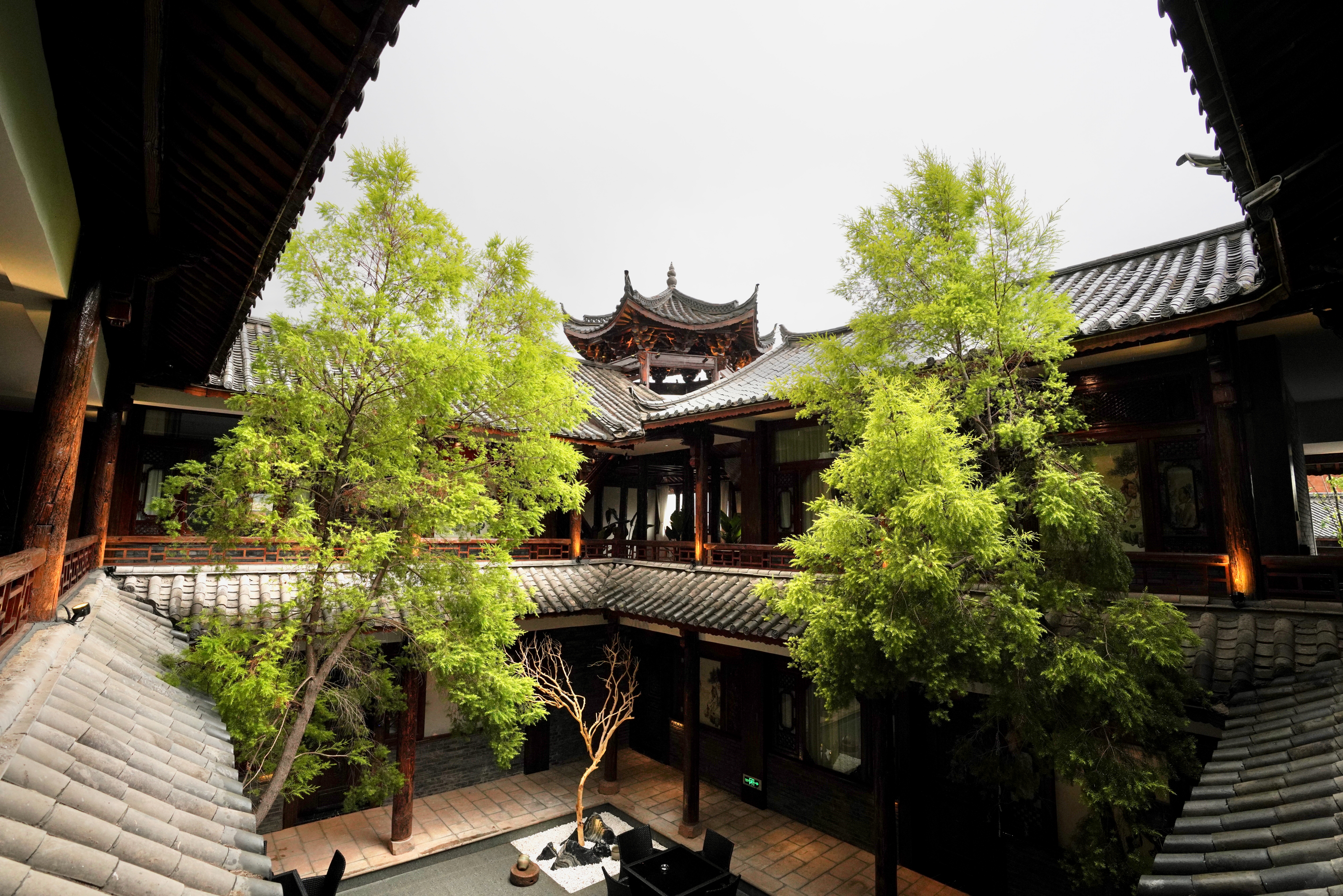 Yun Shang Yi Ju Spring ResortOver view