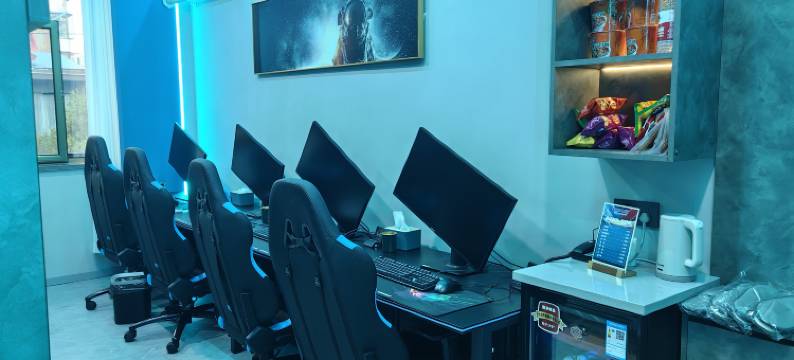 山阴图乐电竞酒店图片