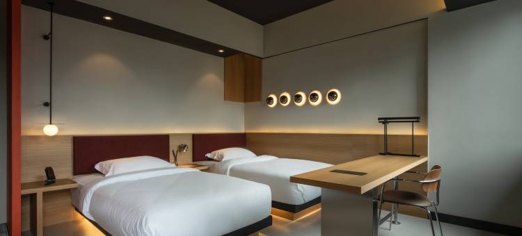 SFEEL设计师酒店(乐山大佛上中顺店)图片