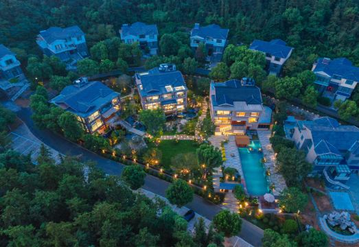 Floral Lux Hotel·· Changzhou Mountain Carp Peach Blossom Homestay over view