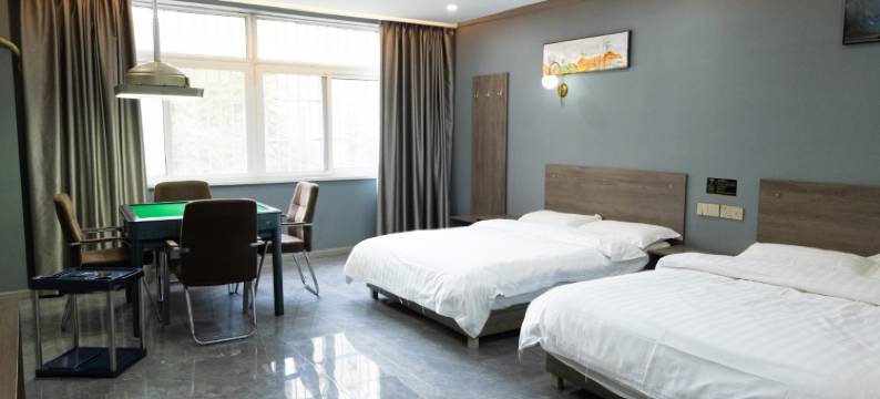 嘉鱼橘子酒店(万鑫国际花园店)图片