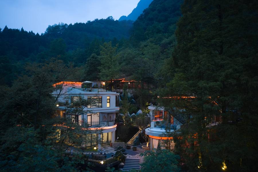 青城山·淨山知渡私湯温泉民宿(青城後山景區店)